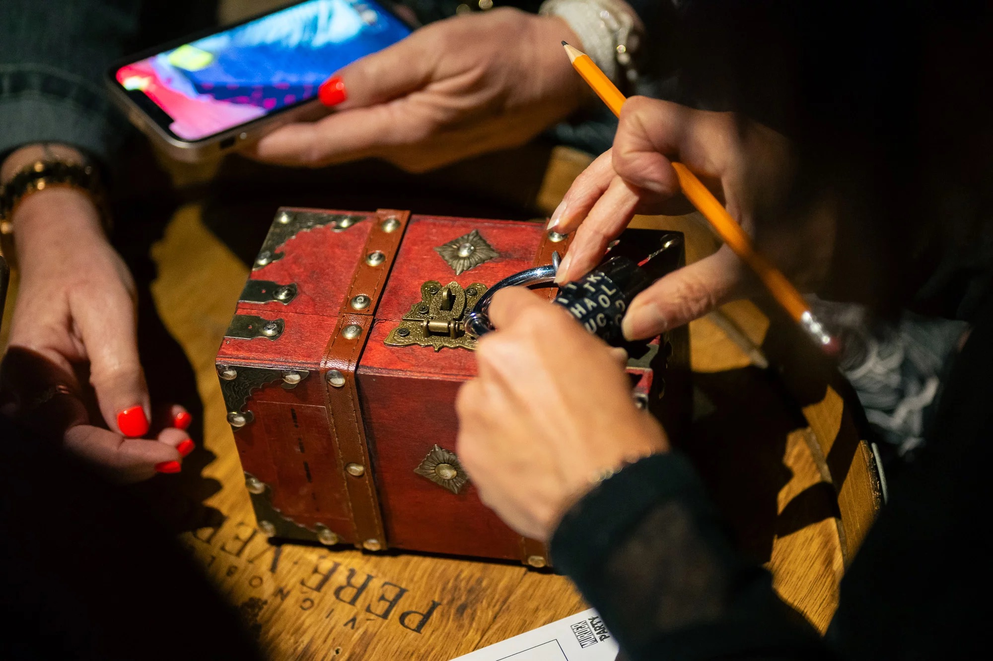 Murder Party Divertiss'Mans indices et accessoires