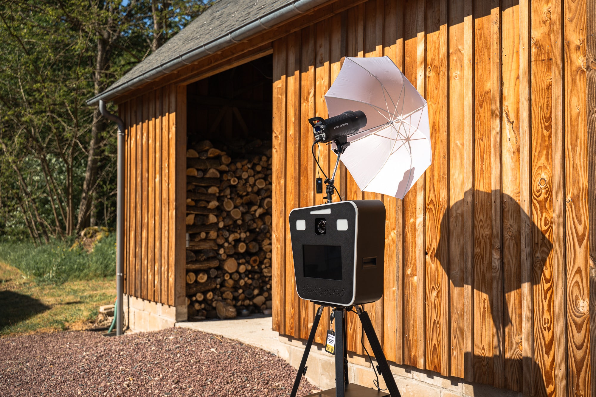 Photobooth avec barre LED multicolore